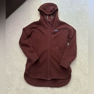 Burgundy Patagonia Women's Full Zip Quilted Hoodie Jacket Size Small